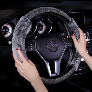 New winter plush steering wheel cover Korea lovely set with diamond set with the car supplies Bling Bling
